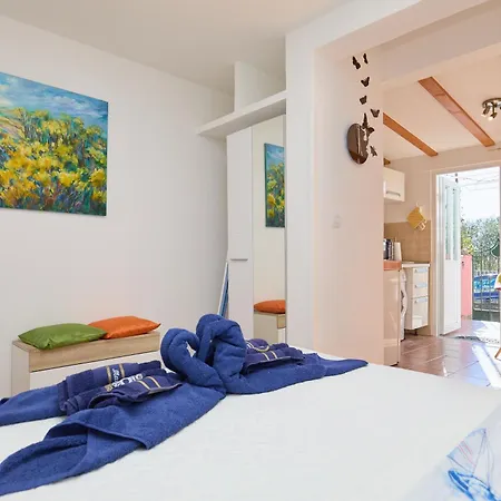 Apartment Sunny Charming